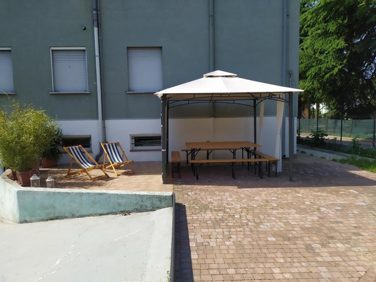 Casa Vacanze I Giardini Di Marzo San Giorgio di Mantova Exterior foto
